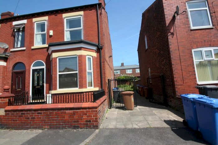 3 Bedroom Terraced House To Rent In Townsend Road, Swinton, M27