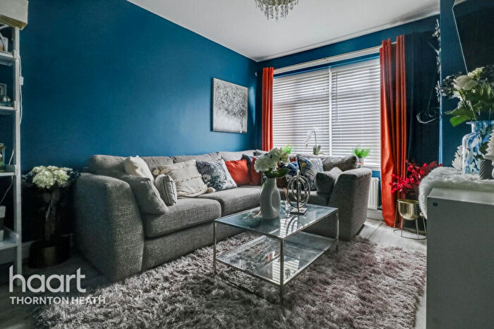 4 Bedroom Detached House For Sale In Norbury Avenue, Thornton Heath, CR7