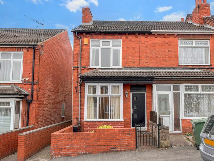 2 Bedroom Semi-Detached House To Rent In Scarcliffe Street, Mansfield, NG18