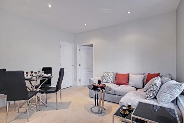 1 Bedroom Apartment To Rent In Germain Street, Chesham, HP5