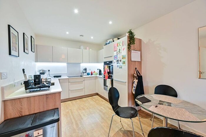 1 Bedroom Flat For Sale In Cable Walk, Greenwich, London, SE10