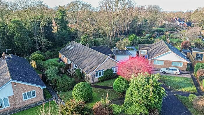 3 Bedroom Detached Bungalow For Sale In Brookwood Close, Walton, Warrington, WA4