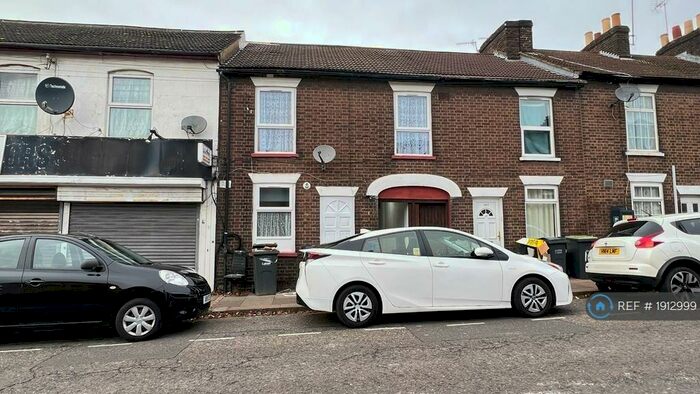 5 Bedroom Terraced House To Rent In High Town Road, Luton, LU2