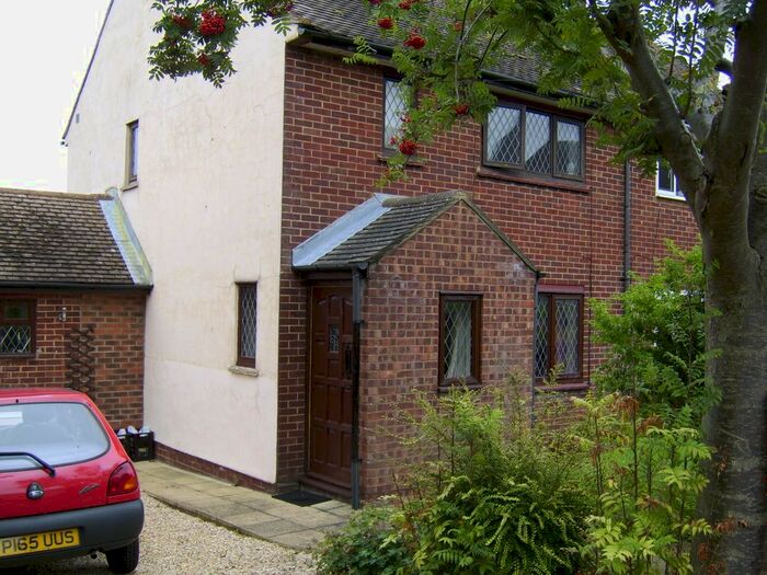 2 Bedroom Semi-Detached House To Rent In Hampden Road, Wendover, HP22