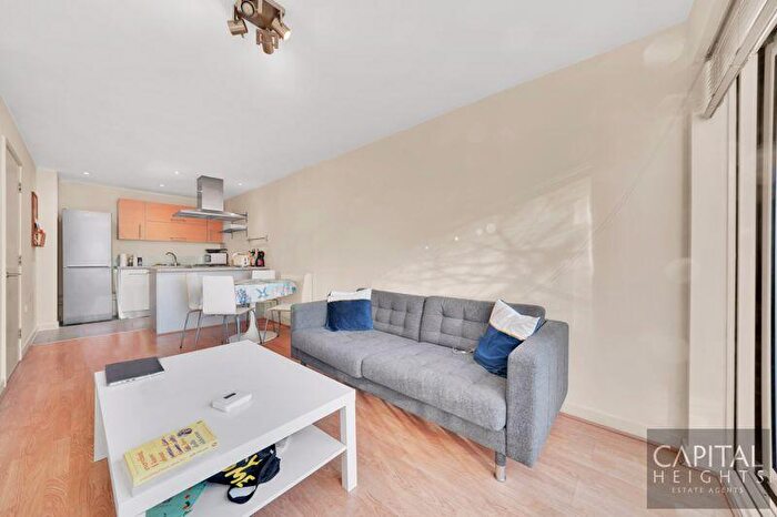 1 Bedroom Apartment To Rent In Tequila Wharf, Commercial Road, London, E14