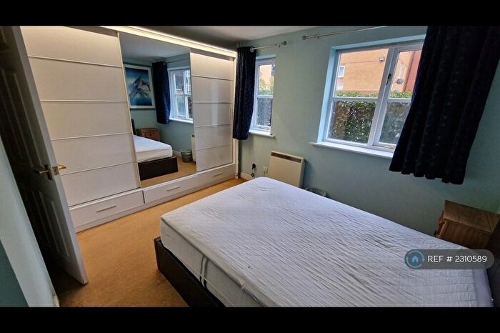 1 Bedroom Flat To Rent In Compass House, London, SE8