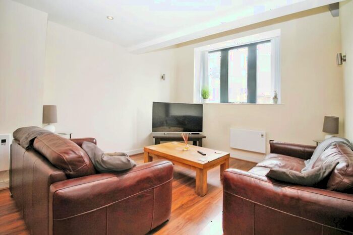 2 Bedroom Apartment To Rent In Richardshaw Lane, Pudsey, Leeds, LS28