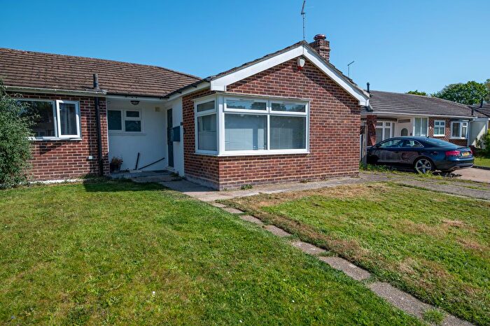 2 Bedroom Semi-Detached Bungalow For Sale In Inhurst Avenue, Waterlooville, PO7