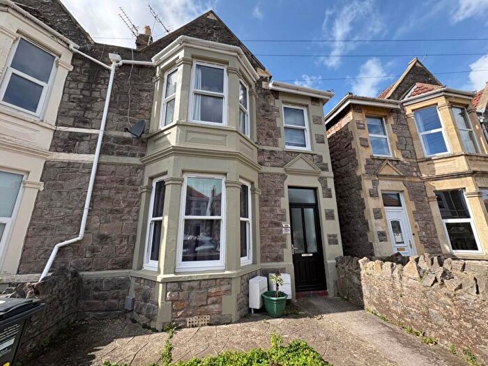 2 Bedroom Flat To Rent In Osborne Road, Weston-super-Mare, North Somerset, BS23