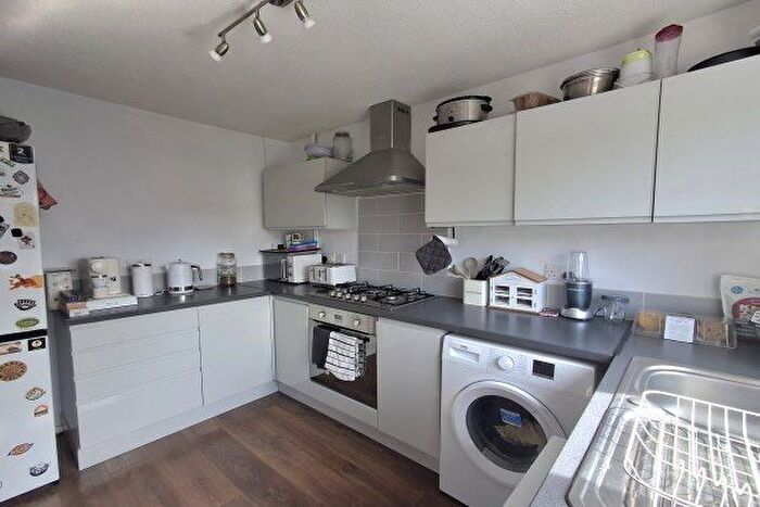 3 Bedroom Property To Rent In Brook Gardens, Emsworth, PO10