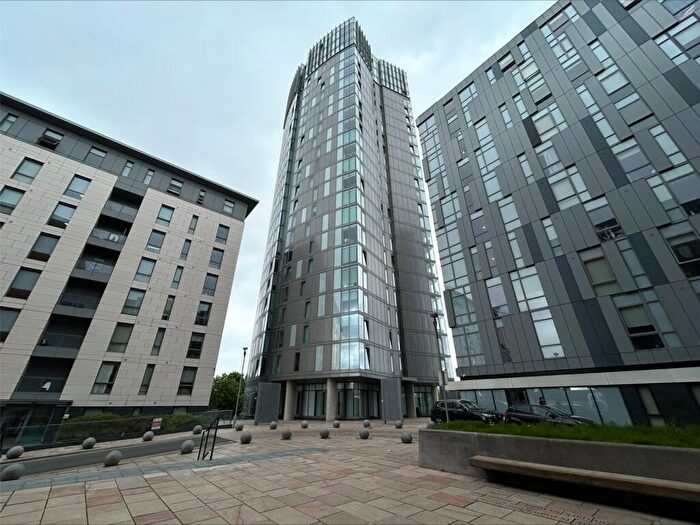 1 Bedroom Flat For Sale In Plaza Boulevard, Liverpool, Merseyside, L8
