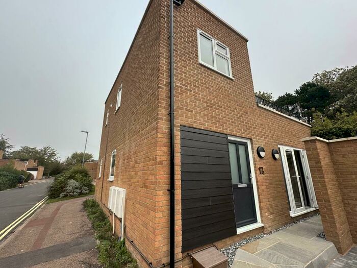 2 Bedroom Apartment To Rent In Greenlands, Cambridge, CB2