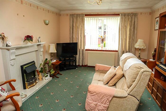 2 Bedroom Bungalow For Sale In Hazel Grove, Shotts, North Lanarkshire, ML7