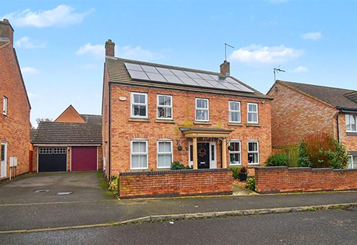 4 Bedroom Detached House For Sale In Chepstow Road Corby, NN18