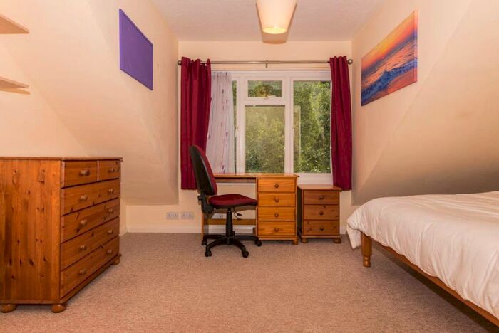 1 Bedroom House To Rent In Regency Place, Canterbury, CT1