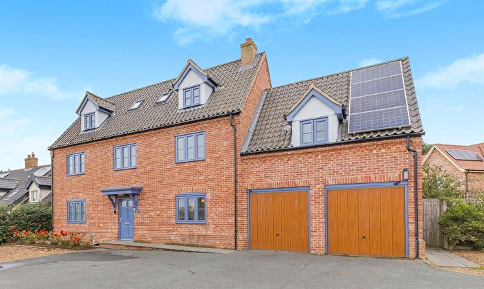 7 Bedroom Detached House For Sale In Taylor Drift, East Harling, Norwich, NR16