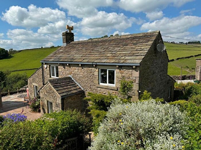 3 Bedroom Detached House To Rent In Bagshaw, Chapel-En-Le-Frith, SK23