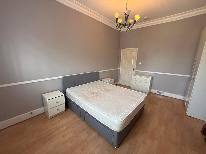 1 Bedroom Flat To Rent In Caledonian Road, London, N7