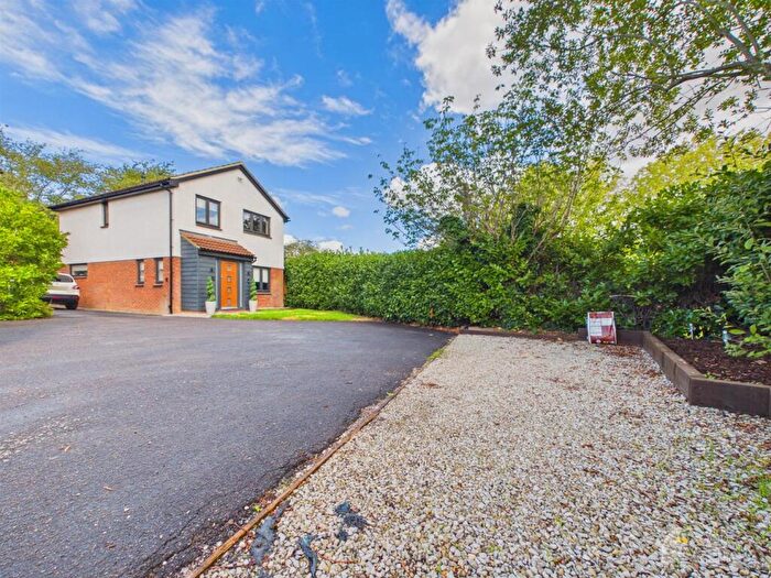 4 Bedroom Detached House For Sale In Goddard End, Stevenage, SG2
