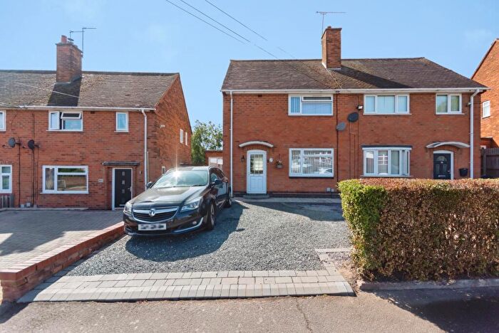 2 Bedroom Semi-Detached House For Sale In Cockshut Hill, Birmingham, West Midlands, B26