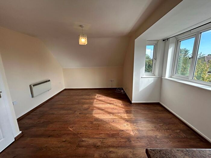 2 Bedroom Flat For Sale In Siddeley Avenue, Cavalier Court, CV3