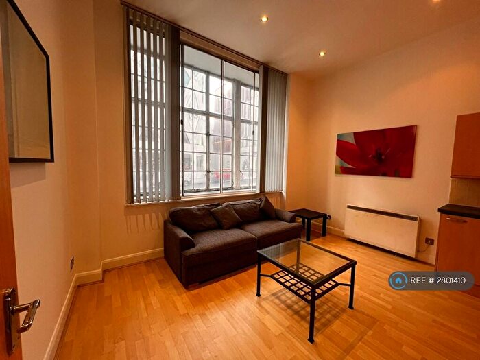 2 Bedroom Flat To Rent In Eastgate, Leeds, LS2
