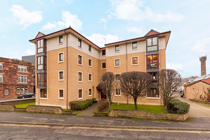 2 Bedroom Flat To Rent In Warriston Road, Edinburgh, EH7