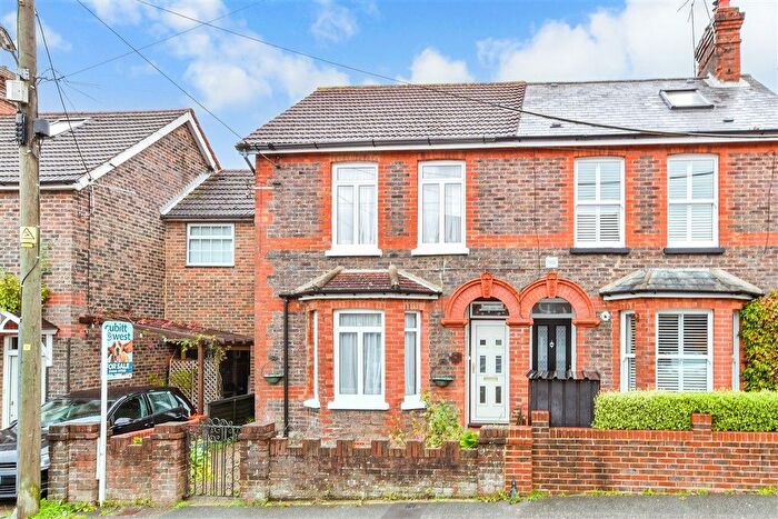 3 Bedroom Semi-Detached House For Sale In Petlands Road, Haywards Heath, West Sussex, RH16