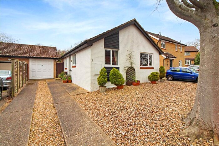 3 Bedroom Bungalow For Sale In Oaks Dene, Walderslade Woods, Kent, ME5
