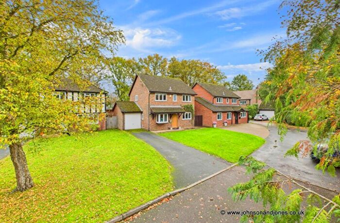 4 Bedroom Detached House For Sale In St John's Road, Ascot, Berkshire, SL5