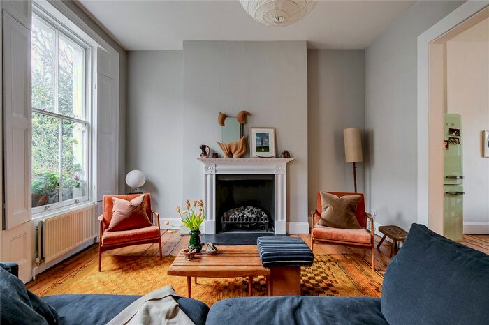 2 Bedroom Flat To Rent In Northchurch Road, Canonbury, N1