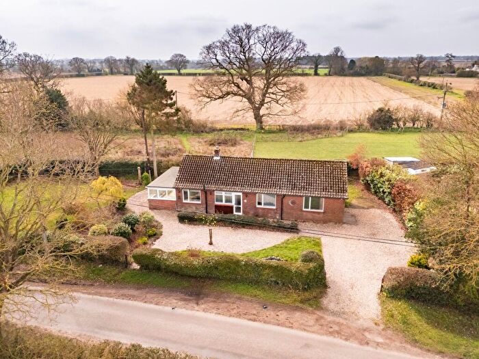 3 Bedroom Detached Bungalow For Sale In Tunstead Road, Sco Ruston, NR12