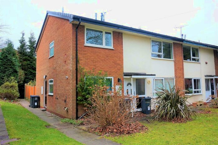 2 Bedroom Flat To Rent In Conifer Court, Moseley, Birmingham, B13