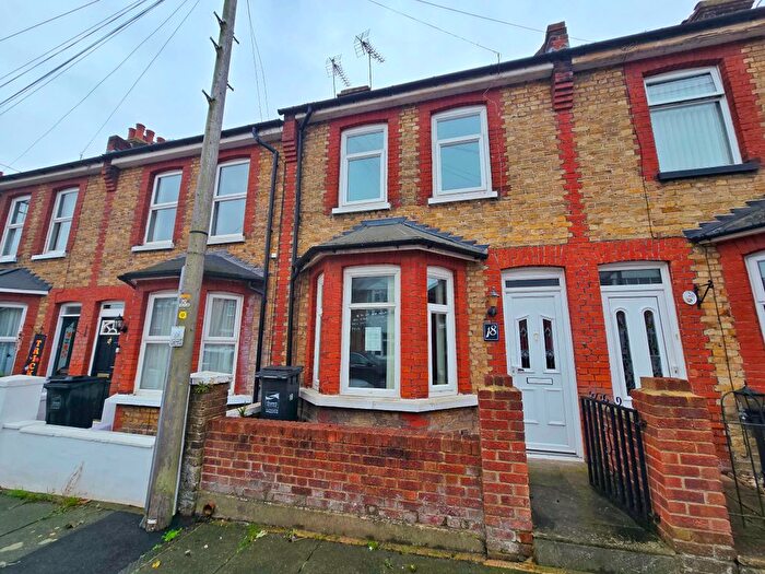 2 Bedroom Terraced House For Sale In Rosebery Avenue, Ramsgate, CT11