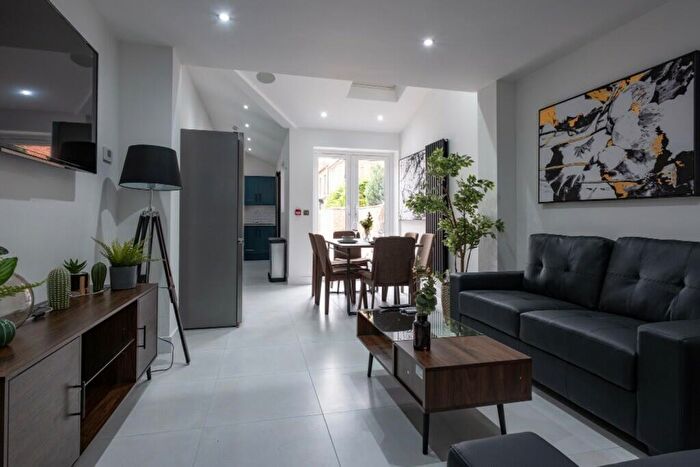 5 Bedroom House To Rent In Vernon Street, Lincoln, LN5