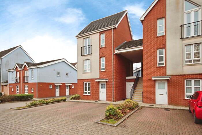 2 Bedroom Flat For Sale In Pitcairn Avenue, Lincoln, LN2