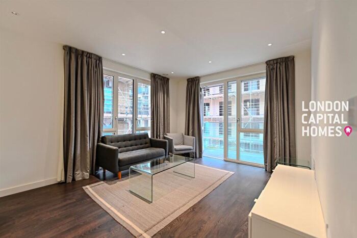 1 Bedroom Apartment To Rent In Hartwood Court, Devan Grove, London, N4
