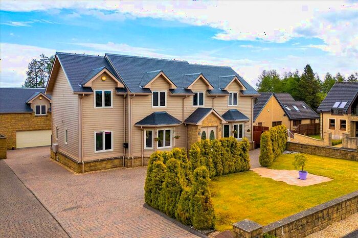5 Bedroom Detached House For Sale In Falla Hill Place, Fauldhouse, Bathgate, EH47
