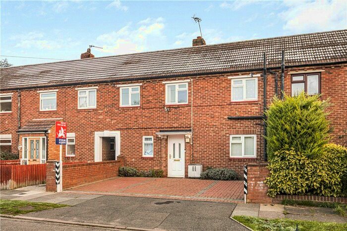 3 Bedroom Terraced House For Sale In Belgrave Road, Sunbury-On-Thames, Surrey, TW16