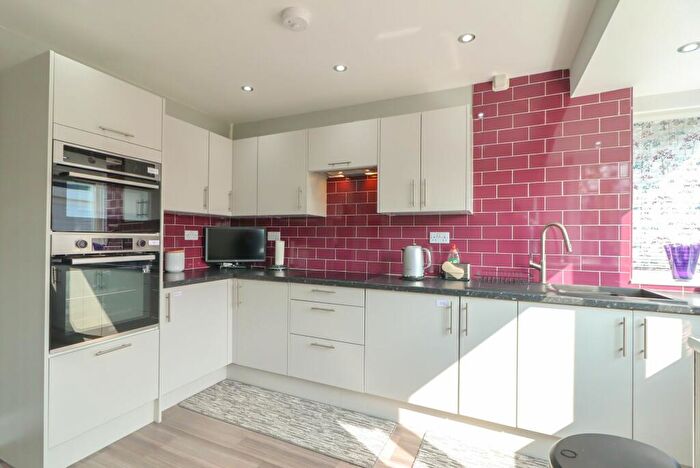 2 Bedroom Detached Bungalow For Sale In Croome Close, Loughborough, LE11