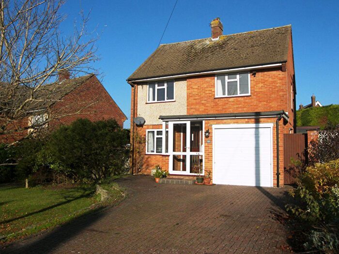 3 Bedroom Detached House To Rent In Norwood Road, Effingham, Leatherhead, KT24