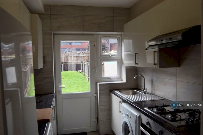 3 Bedroom Terraced House To Rent In Sunleigh Road, Wembley, HA0