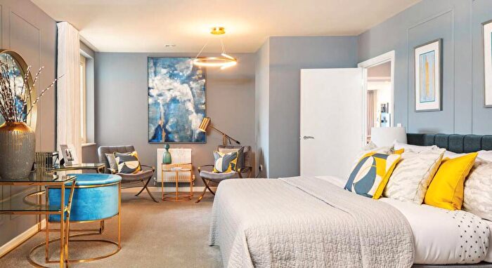 1 Bedroom Flat For Sale In Ridgeway Views, Mill Hill, NW7