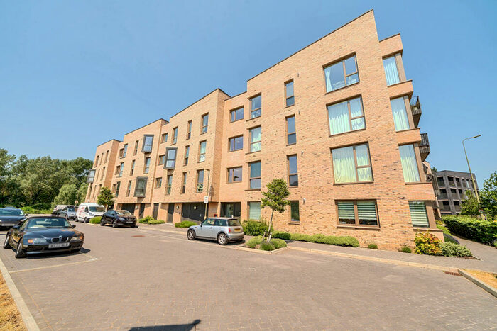 2 Bedroom Apartment To Rent In Acorn House, Headington, OX3