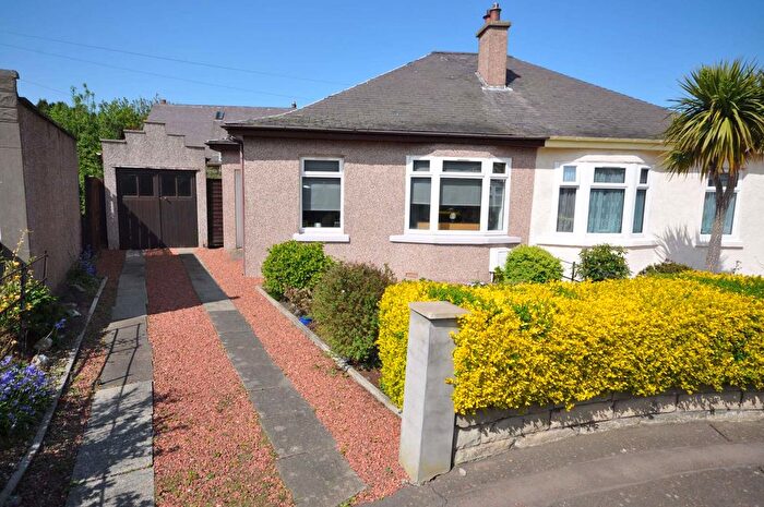 2 Bedroom Bungalow To Rent In Vandeleur Grove, Edinburgh, EH7