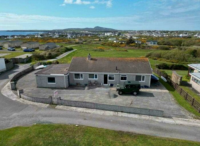 3 Bedroom Detached Bungalow For Sale In Pentir, Lon Crecrist, Trearddur Bay, LL65