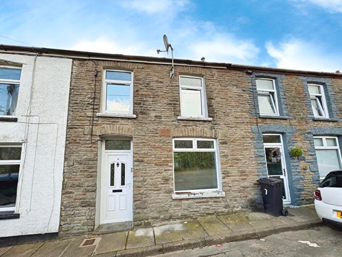 2 Bedroom House To Rent In Station Terrace, CF46