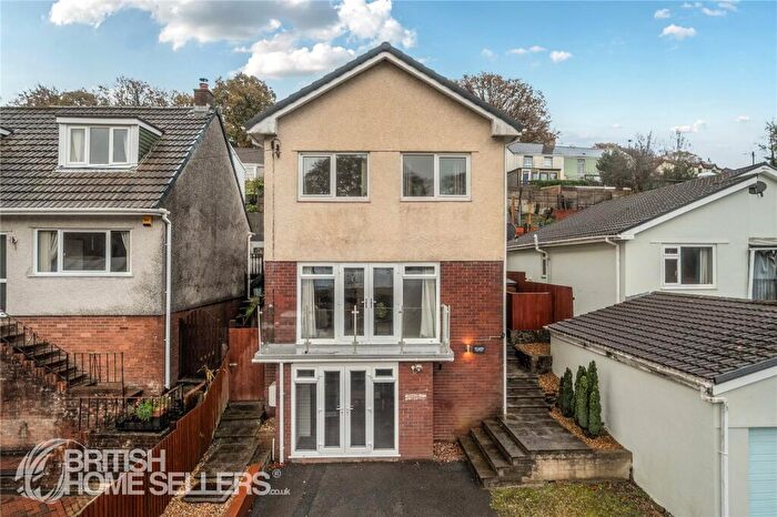 5 Bedroom Detached House For Sale In Woodfieldside, Blackwood, Caerphilly, NP12