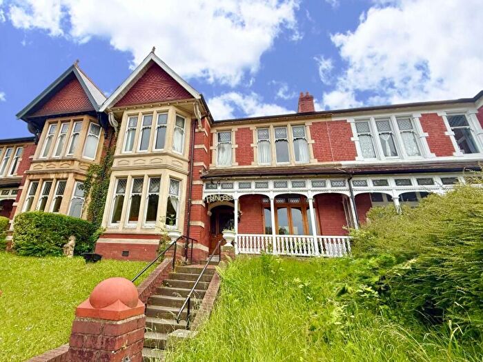 5 Bedroom Terraced House For Sale In Ninian Road, Cardiff, CF23