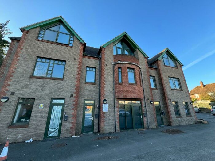 Apartment To Rent In Newbury, Berkshire, RG14